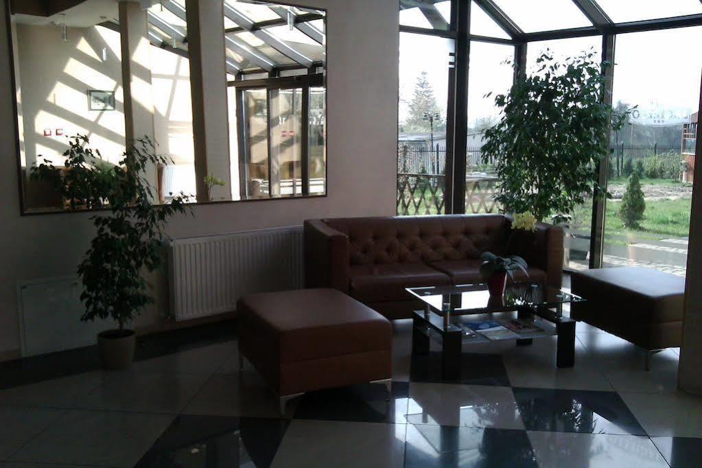 Hotel Platinum Hrubieszow Dış mekan fotoğraf