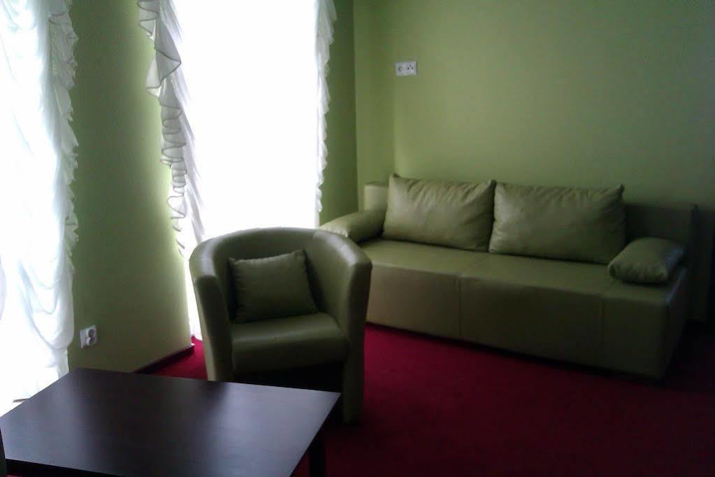 Hotel Platinum Hrubieszow Dış mekan fotoğraf