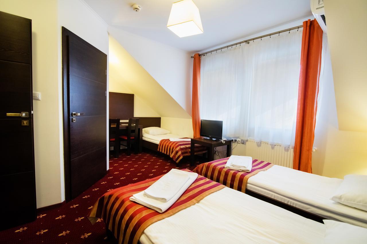 Hotel Platinum Hrubieszow Dış mekan fotoğraf